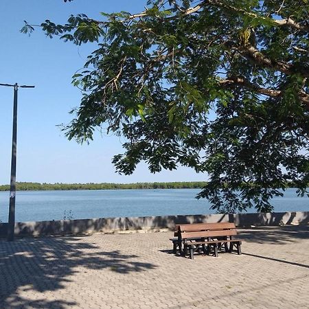 O Paraiso E Aqui Abrolhos - Suite Privativa, Cama De Casal, Ar Condicionado E Tv - Cafe Da Manha De Frente Para O Mar Caravelas Exteriér fotografie